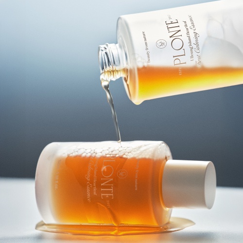 Успокаивающая эссенция для лица с экстрактом хауттюйнии Ulleung Island Heatleaf First Calming Essence фото 4