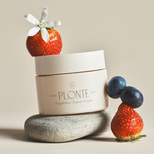 Обогащённый крем  для интенсивного восстановления с экстрактом хауттюйнии Ulleung Island Heartleaf  Weightless Repair Cream фото 4